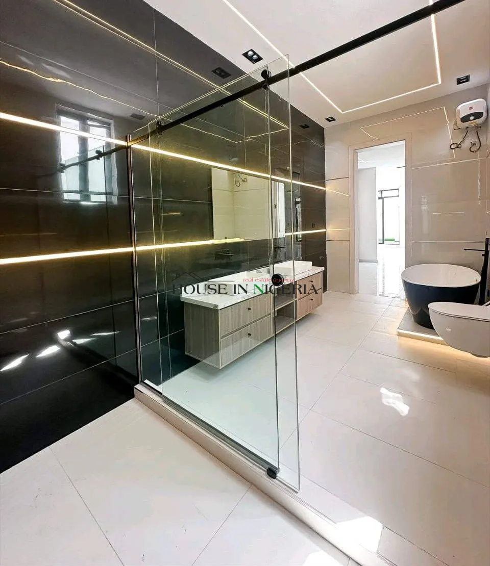 583862148_25661260116791858_2498332519017696502_n house for sale in Lekki