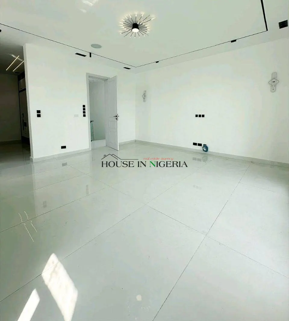 584879926_25661259993458537_1414703679087905540_n house for sale in Lekki