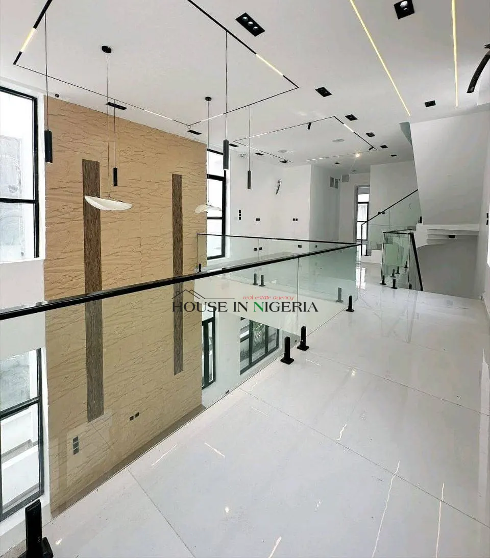 585035226_25661259630125240_2759161980139902968_n house for sale in Lekki