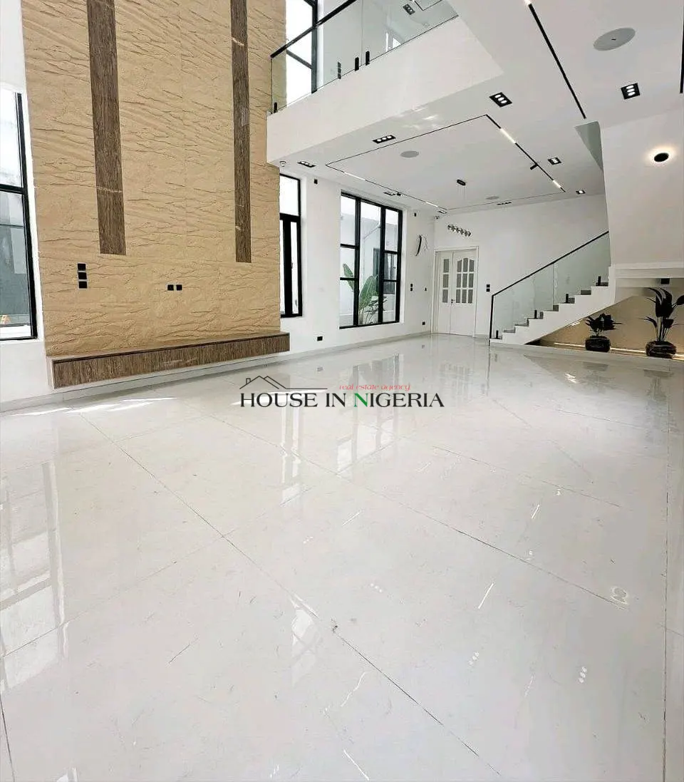 586993833_25661259653458571_6417947042847494435_n house for sale in Lekki