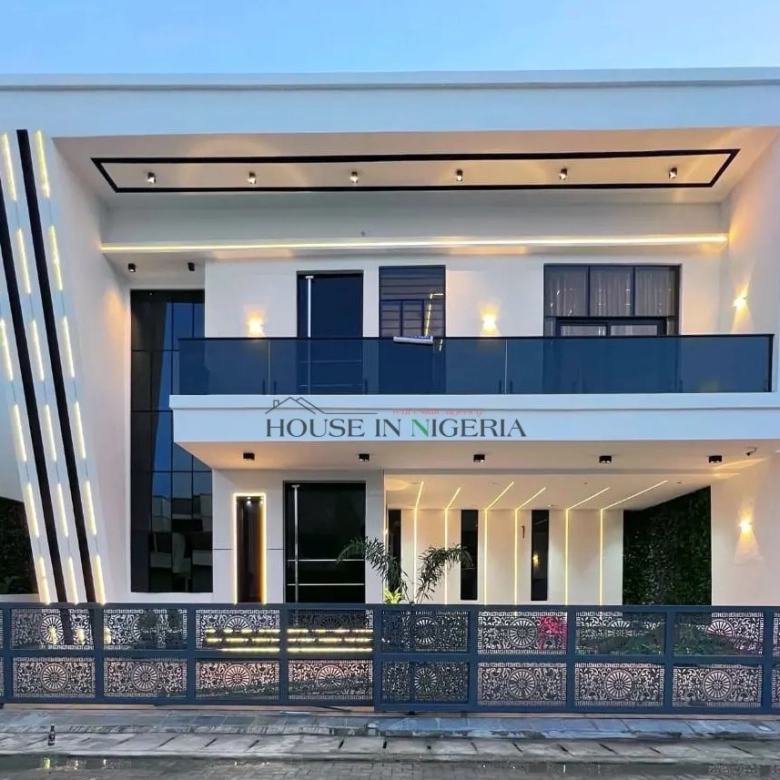 5-bedroom luxury duplex for sale in Lekki