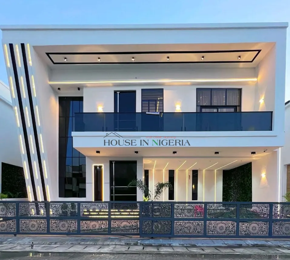 5-bedroom luxury duplex for sale in Lekki