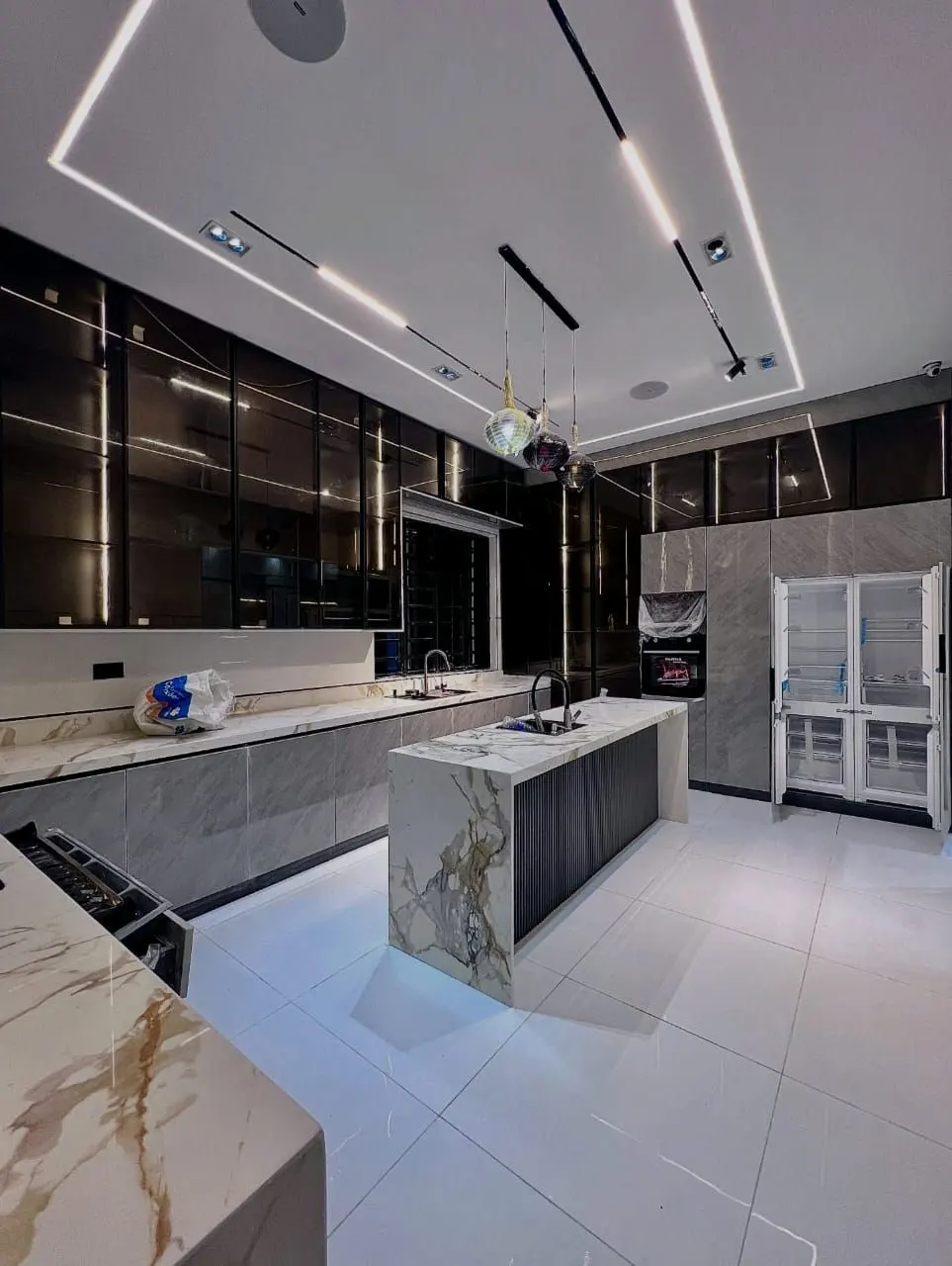 with kitchen 5-bedroom luxury duplex for sale in Lekki