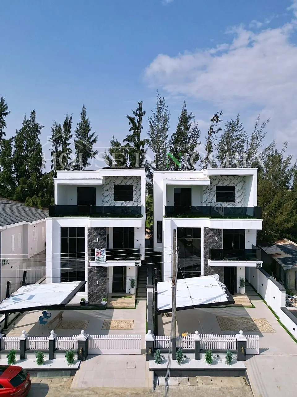 5 bedroom detached duplex for sale