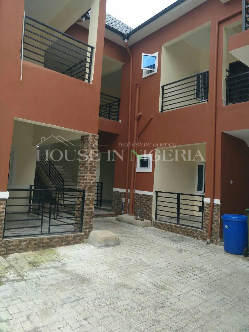 TO LET: Standard 2 Bedroom Flat Apartments in Calabar