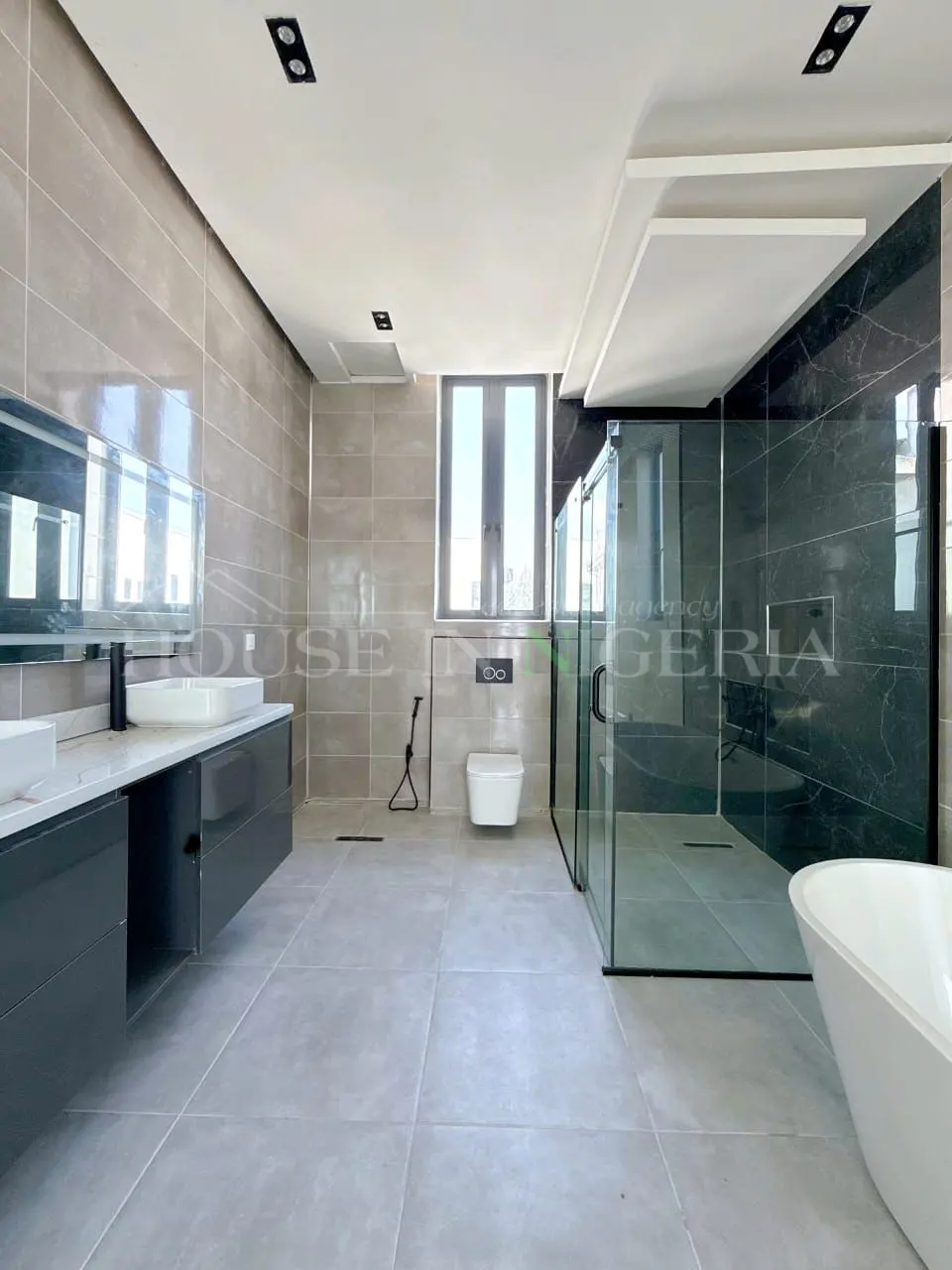 5-BEDROOM DETACHED DUPLEX for SALE LEKKI