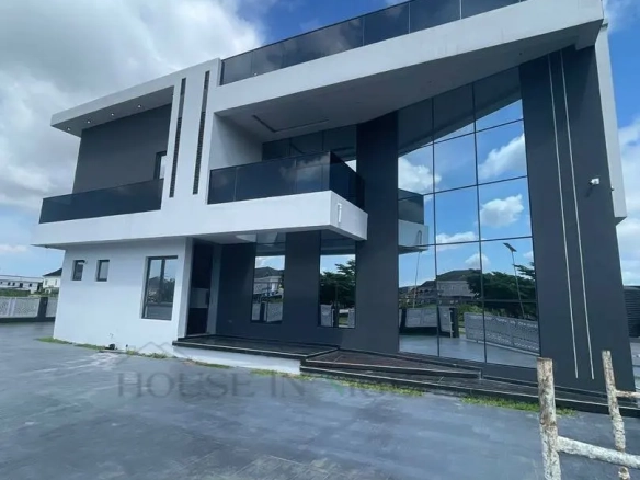 5 Bedroom Fully Detached Duplex In Ajah For Sale