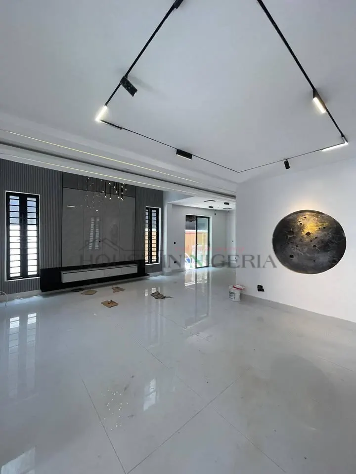 h2 houses For Sale in Lekki