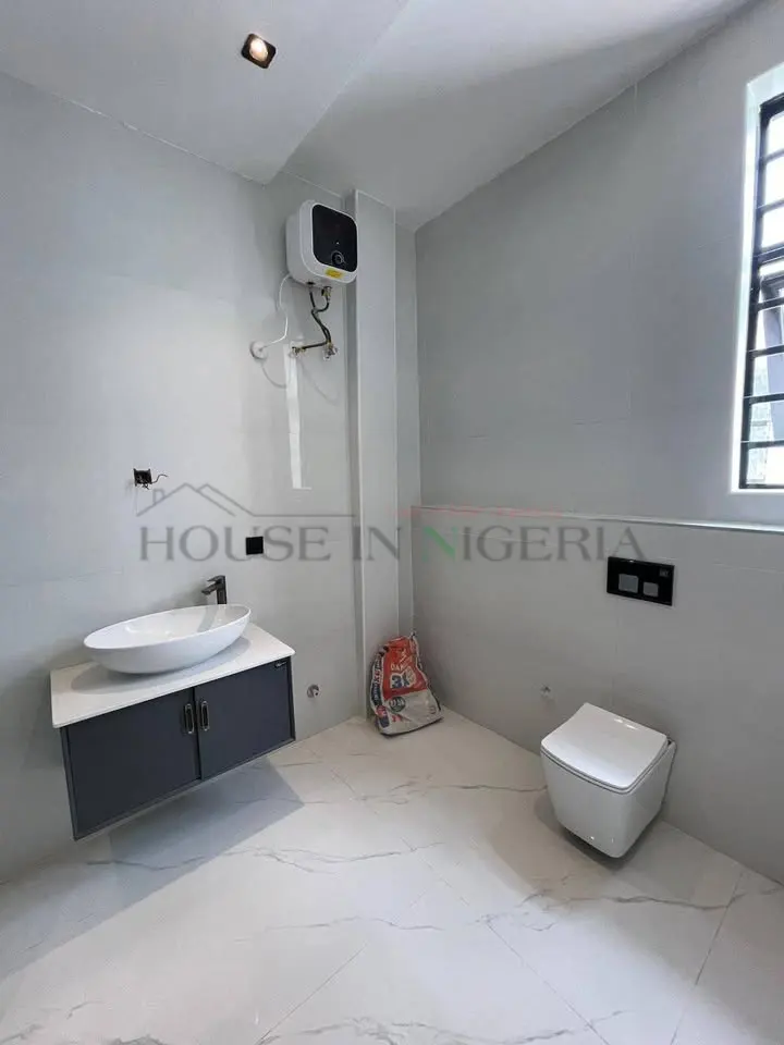 h7 houses For Sale in Lekki