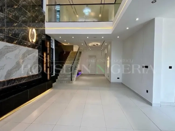 Semi Detached House for Sale in Lekki Phase 1