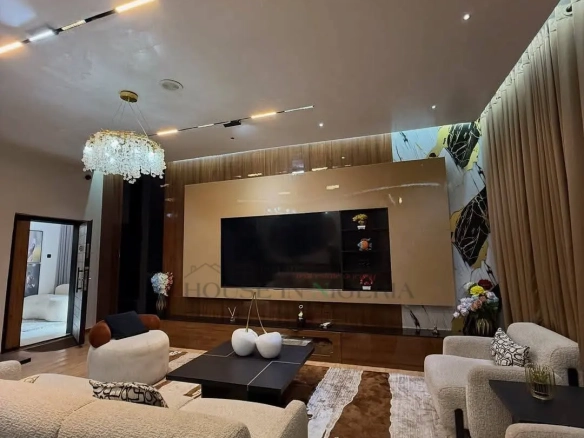 Furnished 5 Bedroom Duplex