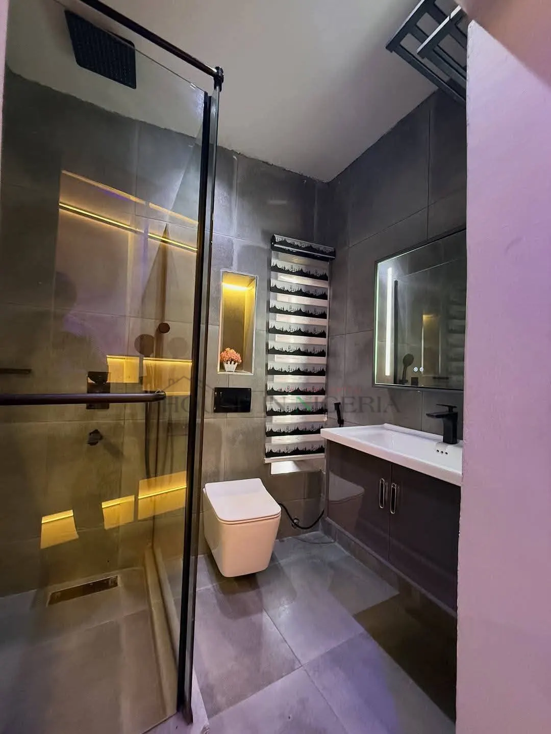 Furnished 5 Bedroom Duplex