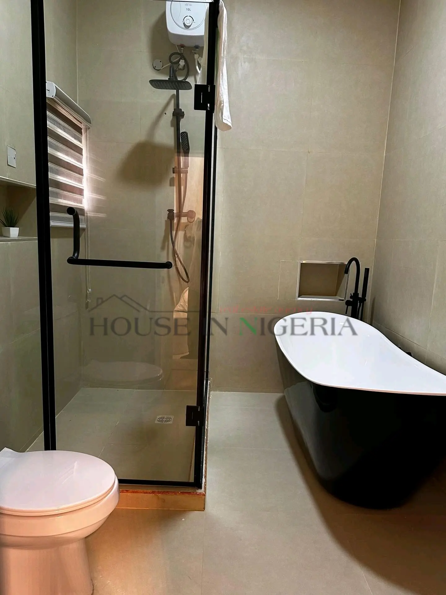 1-Bedroom Short-Let Apartment